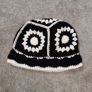 Women's Crochet Bucket Hat Summer Beach Black White Cottagecore Bohemian